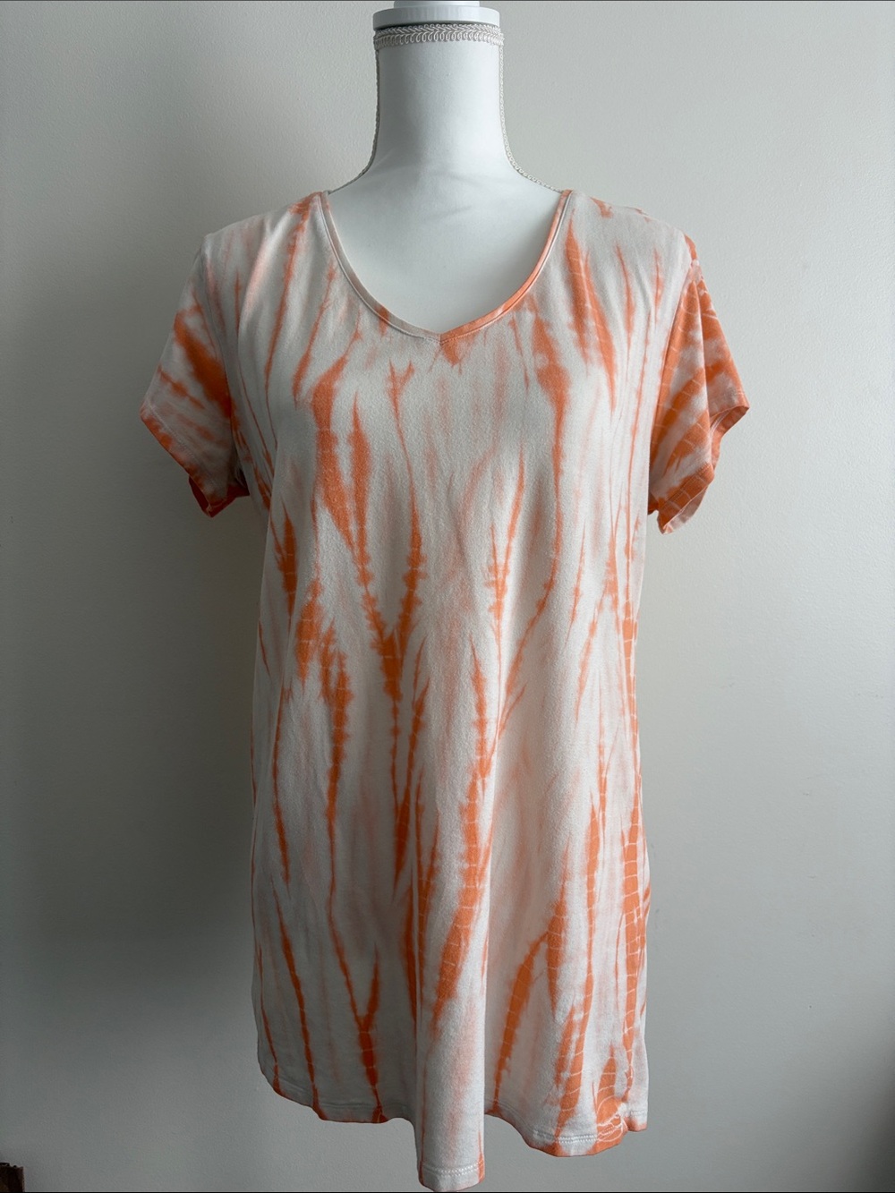Earth Yoga Cream and Orange Tie-Dye V-Neck Top
